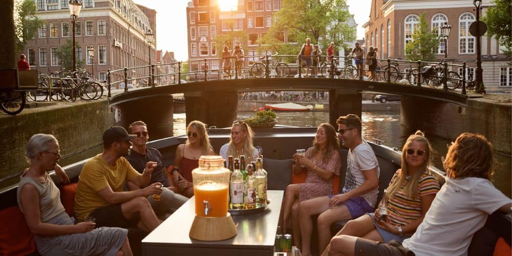 Cocktail cruise sloep Amsterdam