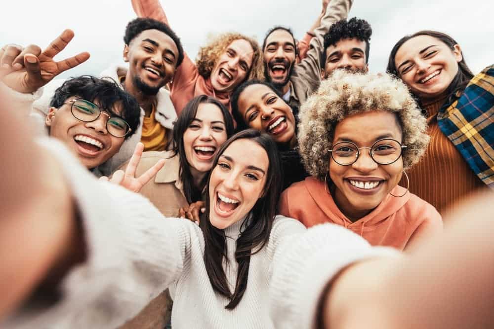 foto maken groep mensen selfie