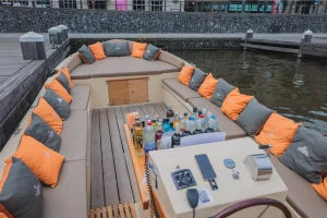 Luxusschaluppe Dutchman mit Getränkepaket an Bord