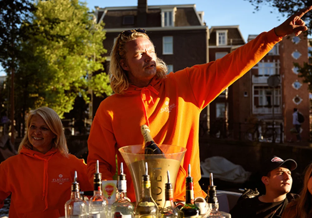 Amsterdam rondvaart schipper