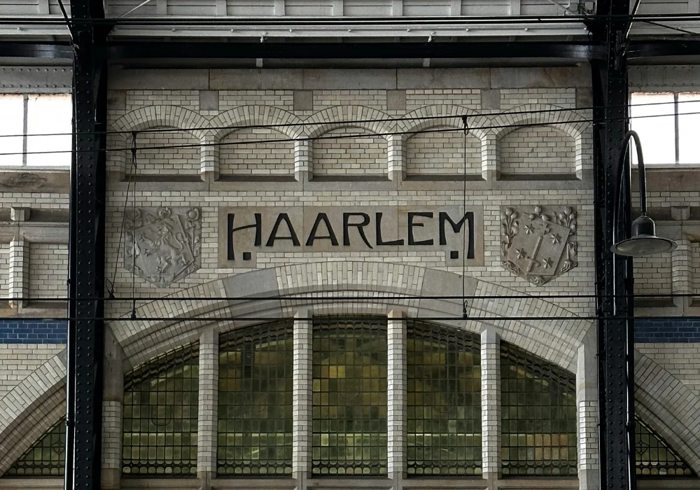 Haarlem private canal cruise museums
