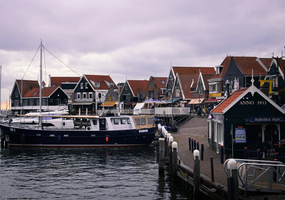 Private canal cruise Volendam harbor