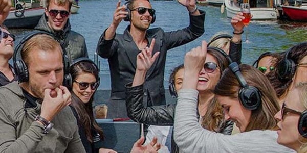 Bedrijfsfeest met silent disco