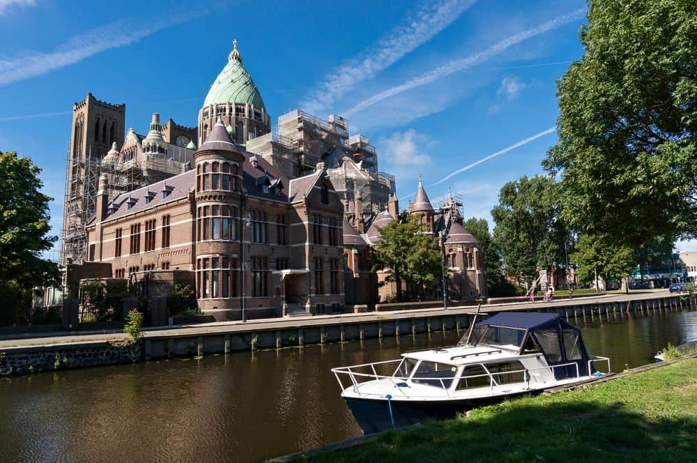 Saint Bavo Cathedral along the canals