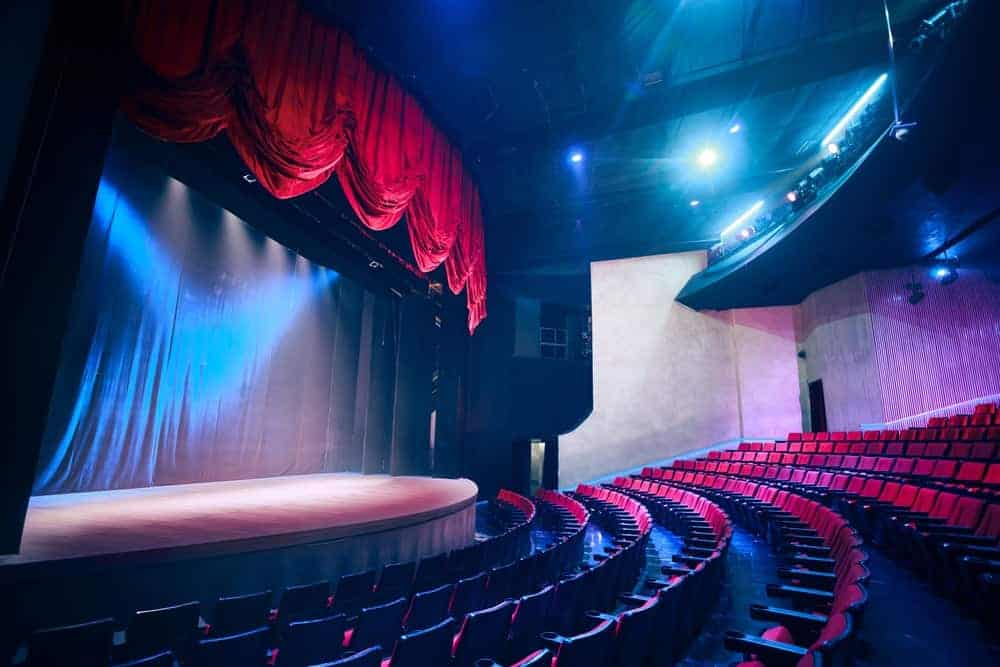 Theaterzaal podium