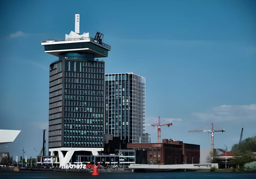 mos amsterdam