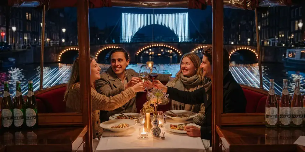 thema buffet boot light festival amsterdam