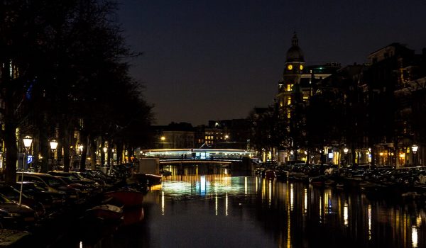Avond in Amsterdam min Avond in Amsterdam